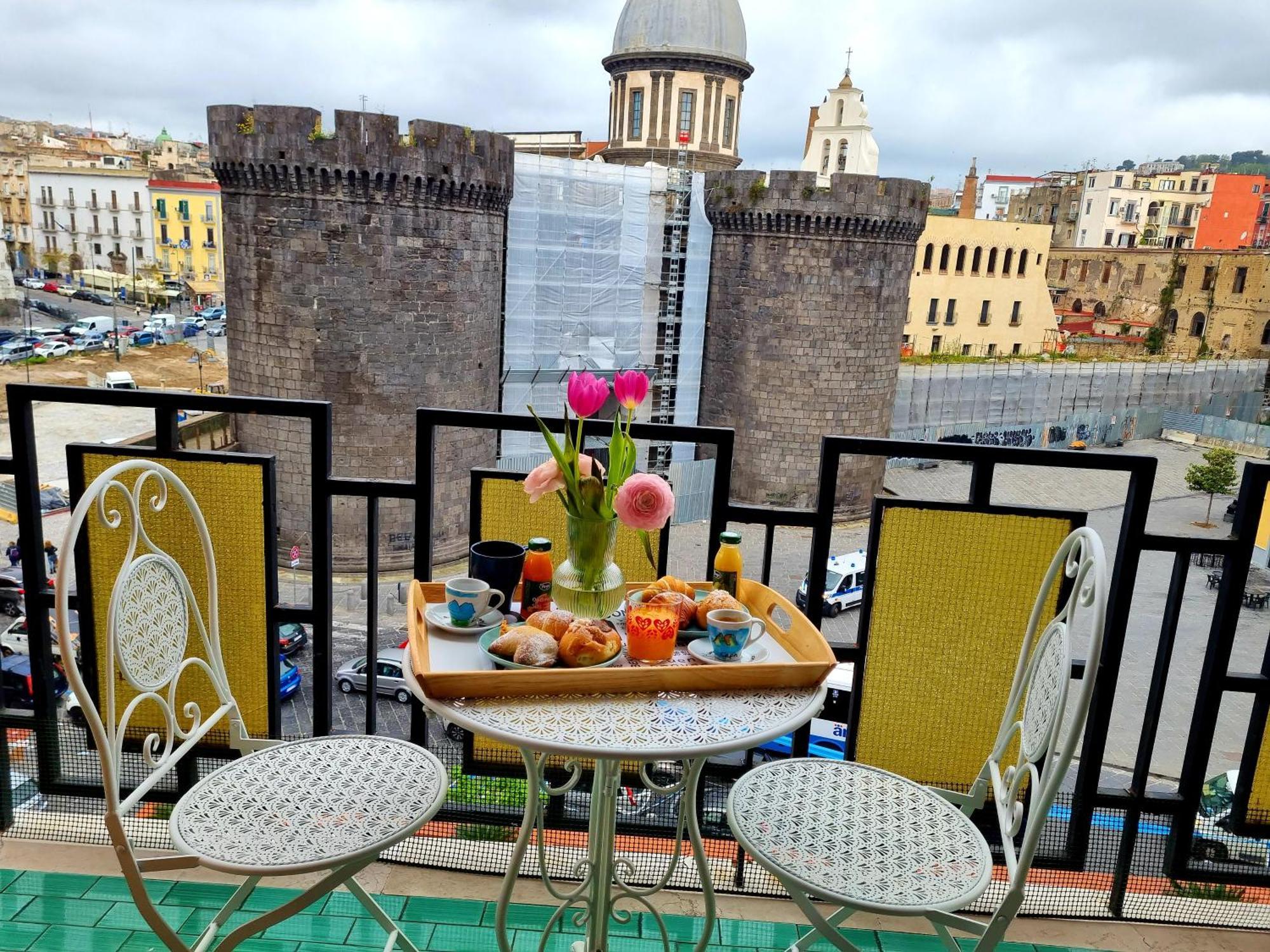 Happy In Naples Bed & Breakfast Room photo